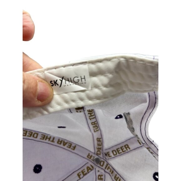 Milwaukee Bucks Pat Connaughton 24 Foundation NBA 2021 Champions Hat Sky High - Picture 5 of 6